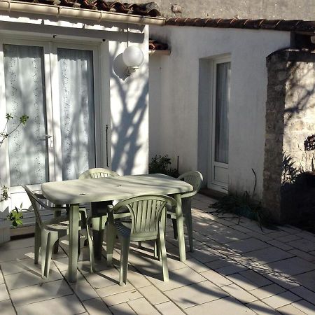 Maison Charmante A Sainte-Marie-De-Re Avec Terrasse Dış mekan fotoğraf